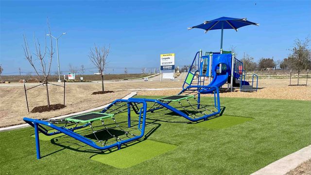 1918 CHEROKEE Lane, Cleburne, TX 76033