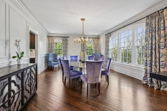 30 Robert Dr, Millburn Twp., NJ 07078