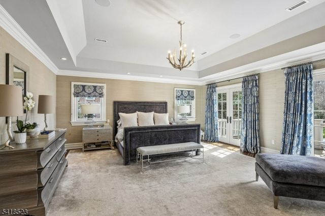 30 Robert Dr, Millburn Twp., NJ 07078