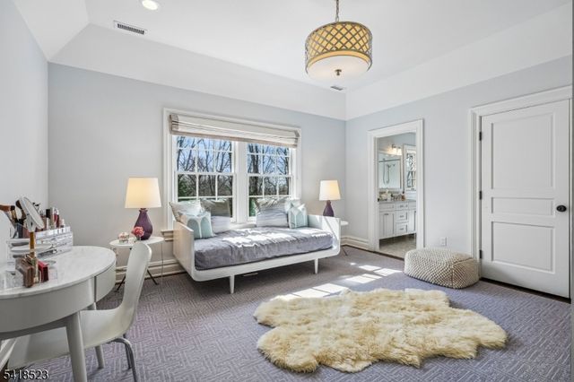 30 Robert Dr, Millburn Twp., NJ 07078
