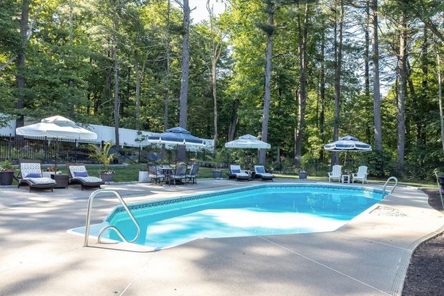 10 Winston Rd., Holliston, MA 01746