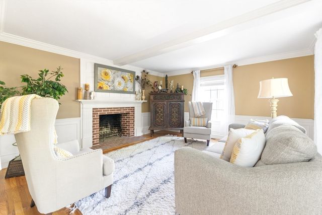 10 Winston Rd., Holliston, MA 01746