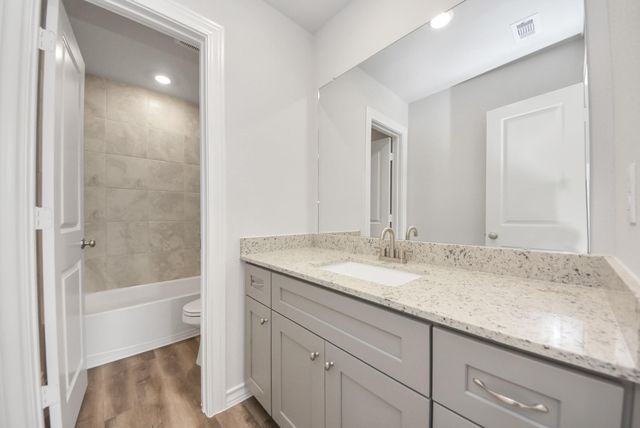 18714 Loom Drive, Conroe, TX 77306