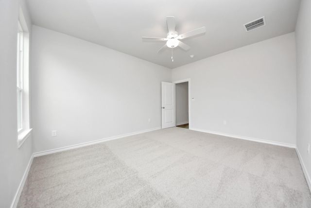 18714 Loom Drive, Conroe, TX 77306