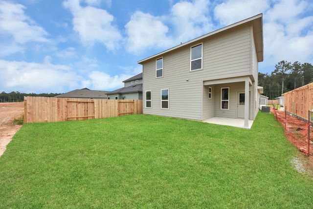 18714 Loom Drive, Conroe, TX 77306
