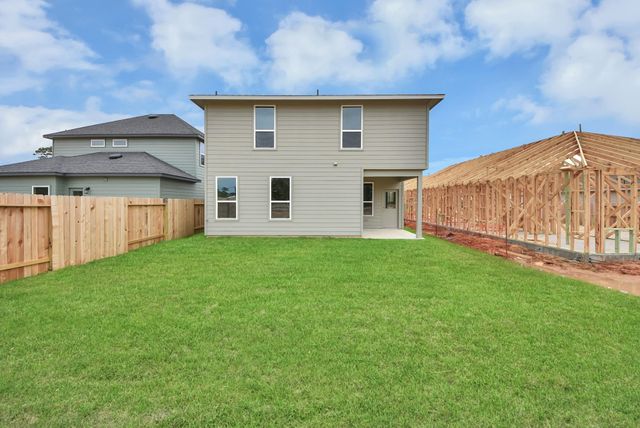 18714 Loom Drive, Conroe, TX 77306