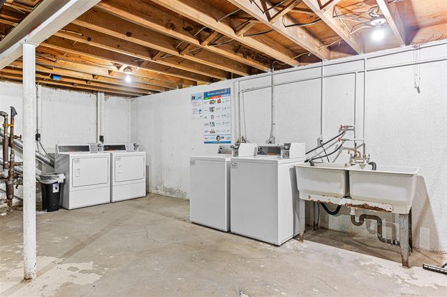 7050 Villa Drive 5, Waterford, MI 48327