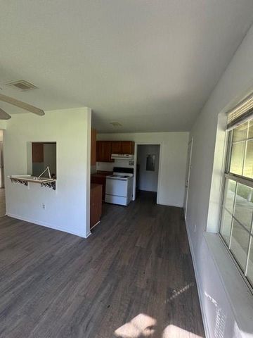 1270 Hidden Valley Road, Livingston, TX 77351