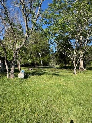1270 Hidden Valley Road, Livingston, TX 77351