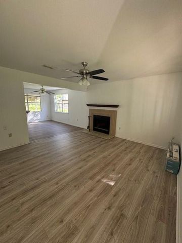 1270 Hidden Valley Road, Livingston, TX 77351