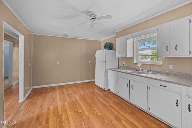 215 Hillcrest, Rogersville, TN 37857