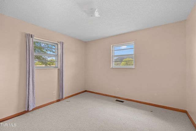 215 Hillcrest, Rogersville, TN 37857