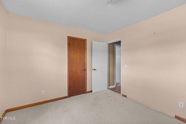 215 Hillcrest, Rogersville, TN 37857