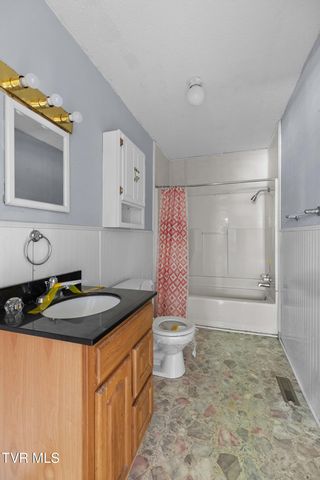 215 Hillcrest, Rogersville, TN 37857