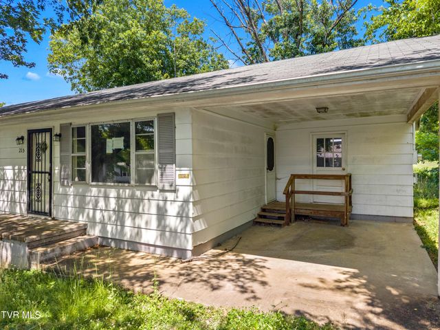 215 Hillcrest, Rogersville, TN 37857