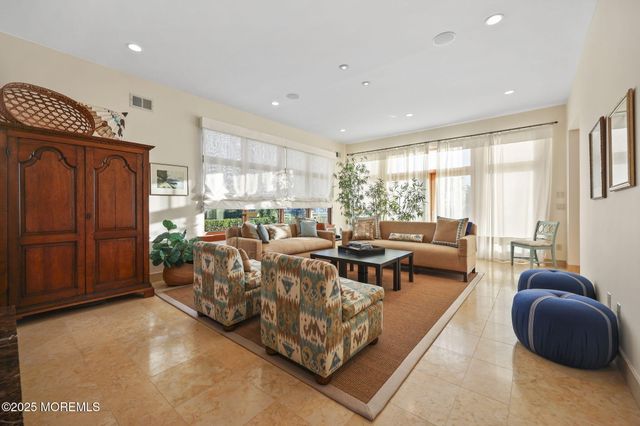 108 Howell Avenue, Spring Lake, NJ 07762