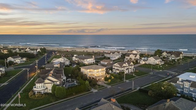 108 Howell Avenue, Spring Lake, NJ 07762