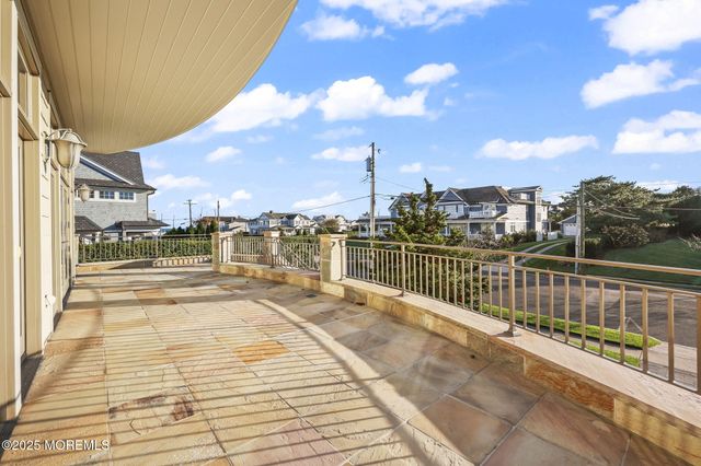 108 Howell Avenue, Spring Lake, NJ 07762