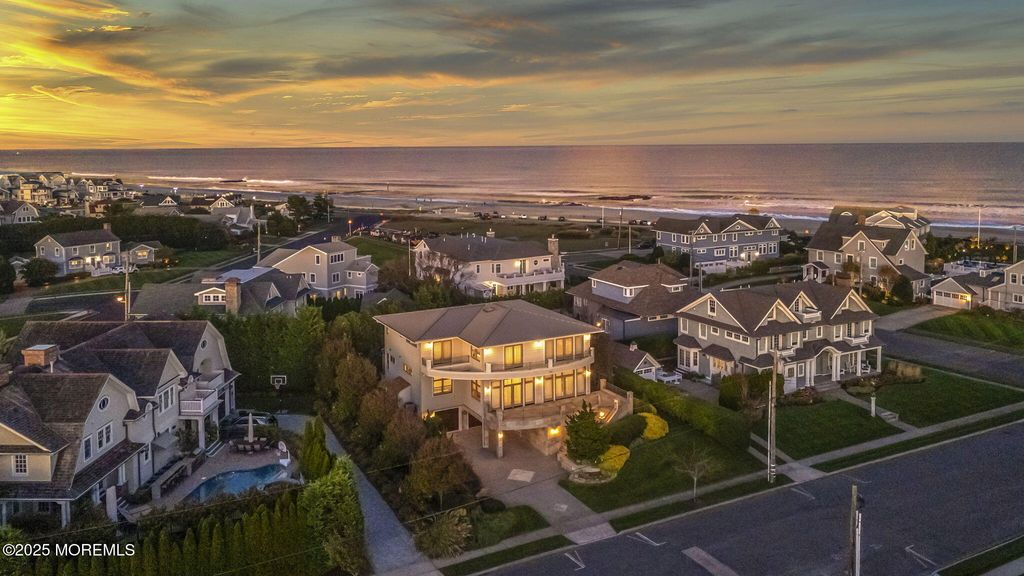 108 Howell Avenue, Spring Lake, NJ 07762