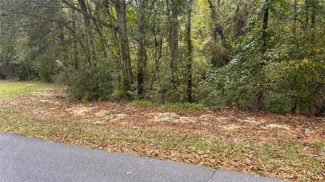 2100 Indian Shoals Drive, Loganville, GA 30052