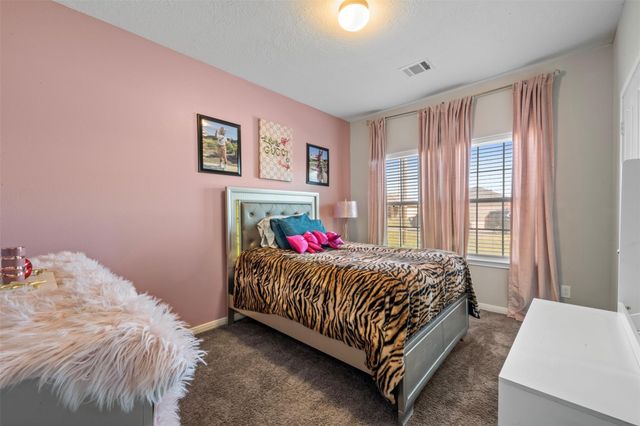 397 Road 5102 L, Cleveland, TX 77327