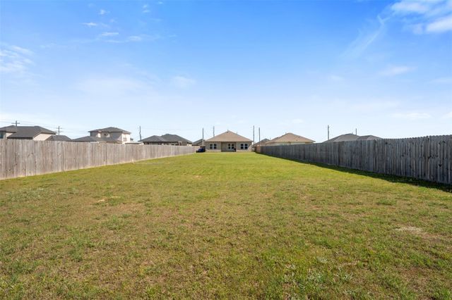 397 Road 5102 L, Cleveland, TX 77327