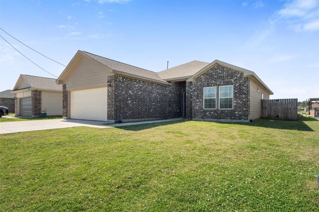 397 Road 5102 L, Cleveland, TX 77327