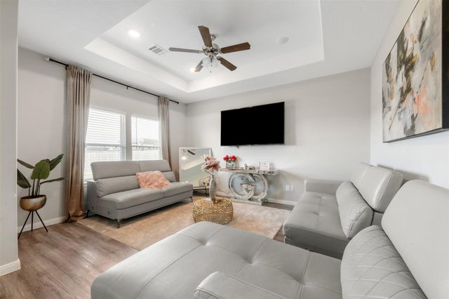 397 Road 5102 L, Cleveland, TX 77327