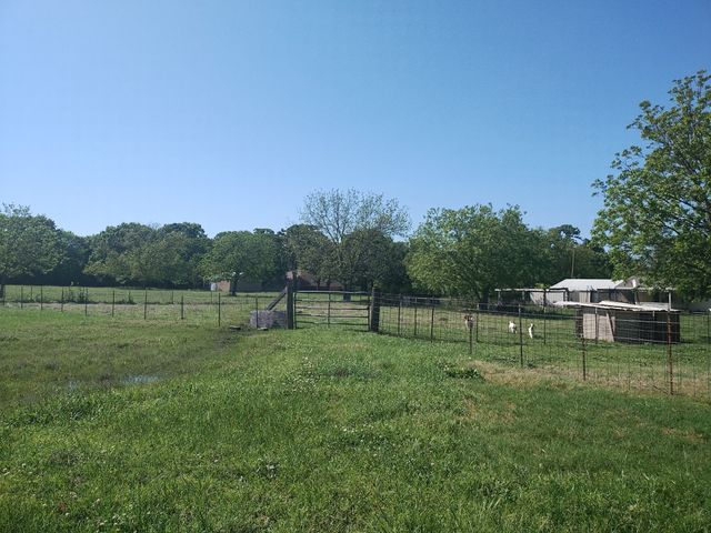 4440 Dripping Springs Road, Sherman, TX 75090