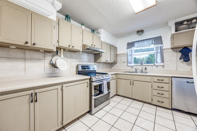 4440 Dripping Springs Road, Sherman, TX 75090