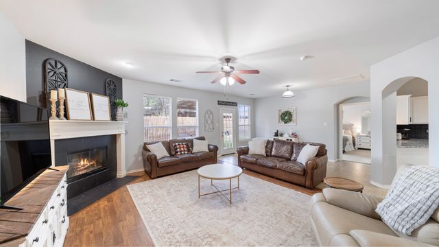 202 Angelina Drive, Crandall, TX 75114