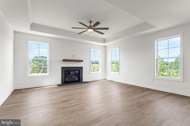 310 STEEPLE VIEW DR, Hanover, PA 17331