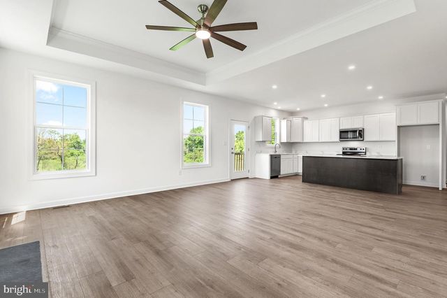 310 STEEPLE VIEW DR, Hanover, PA 17331