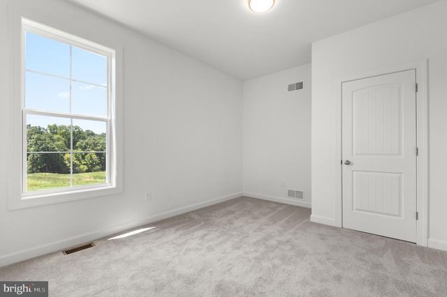 310 STEEPLE VIEW DR, Hanover, PA 17331