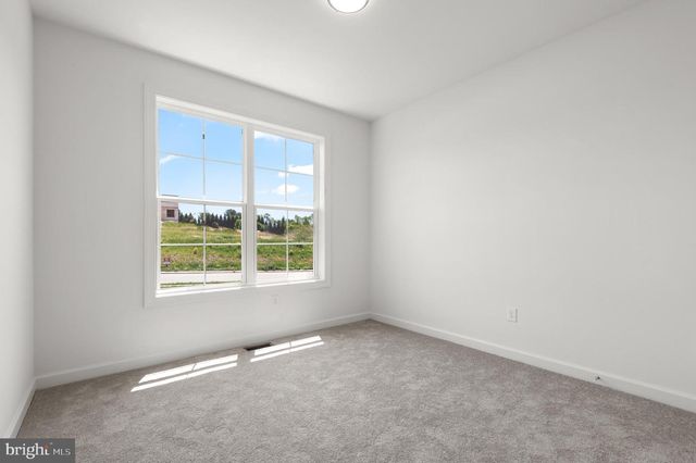 310 STEEPLE VIEW DR, Hanover, PA 17331