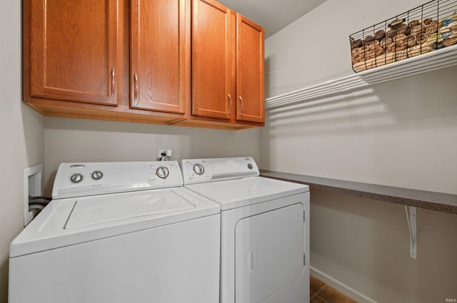 51813 Melwood Court, South Bend, IN 46628