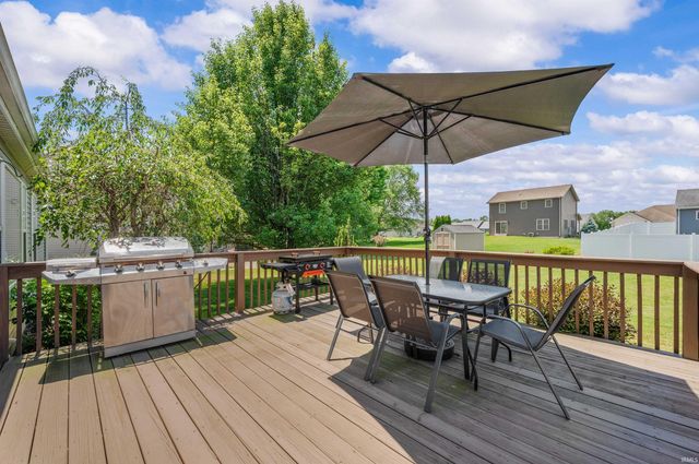 51813 Melwood Court, South Bend, IN 46628
