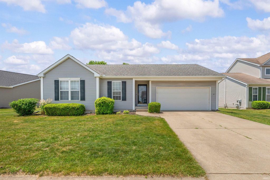 51813 Melwood Court, South Bend, IN 46628