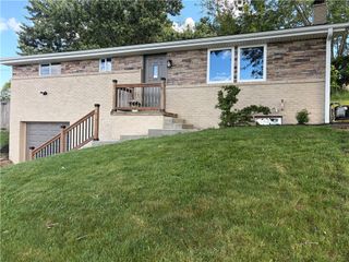 2151 The Circle, Canton Twp, PA 15301