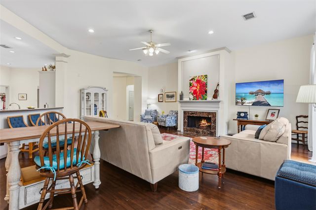 104 Grand Falls Court, League City, TX 77539