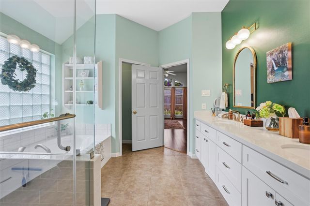 104 Grand Falls Court, League City, TX 77539