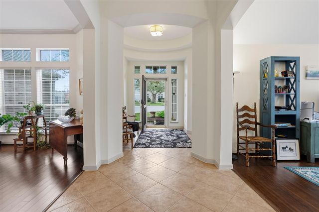 104 Grand Falls Court, League City, TX 77539