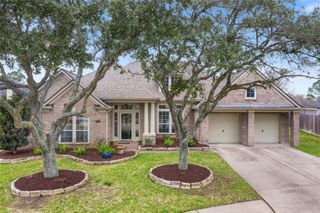 104 Grand Falls Court, League City, TX 77539