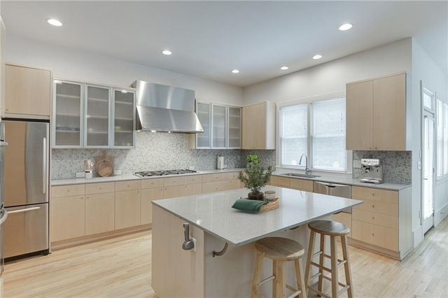 3940 River Run Court, Cumming, GA 30041