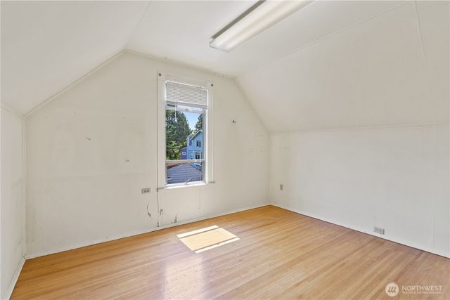 747 N 73rd Street, Seattle, WA 98103