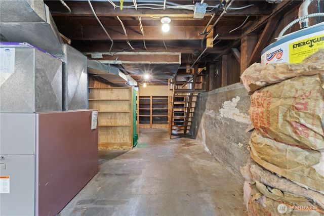747 N 73rd Street, Seattle, WA 98103