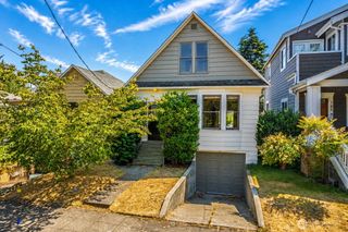 747 N 73rd Street, Seattle, WA 98103
