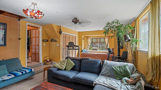 5932 Fredricks Rd, Sebastopol, CA 95472