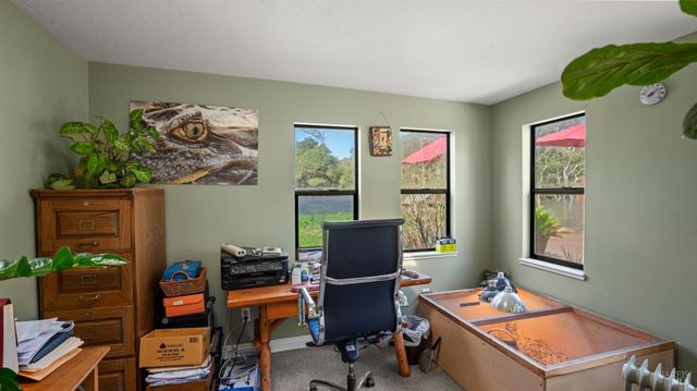 5932 Fredricks Rd, Sebastopol, CA 95472