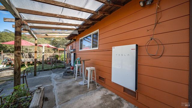 5932 Fredricks Rd, Sebastopol, CA 95472